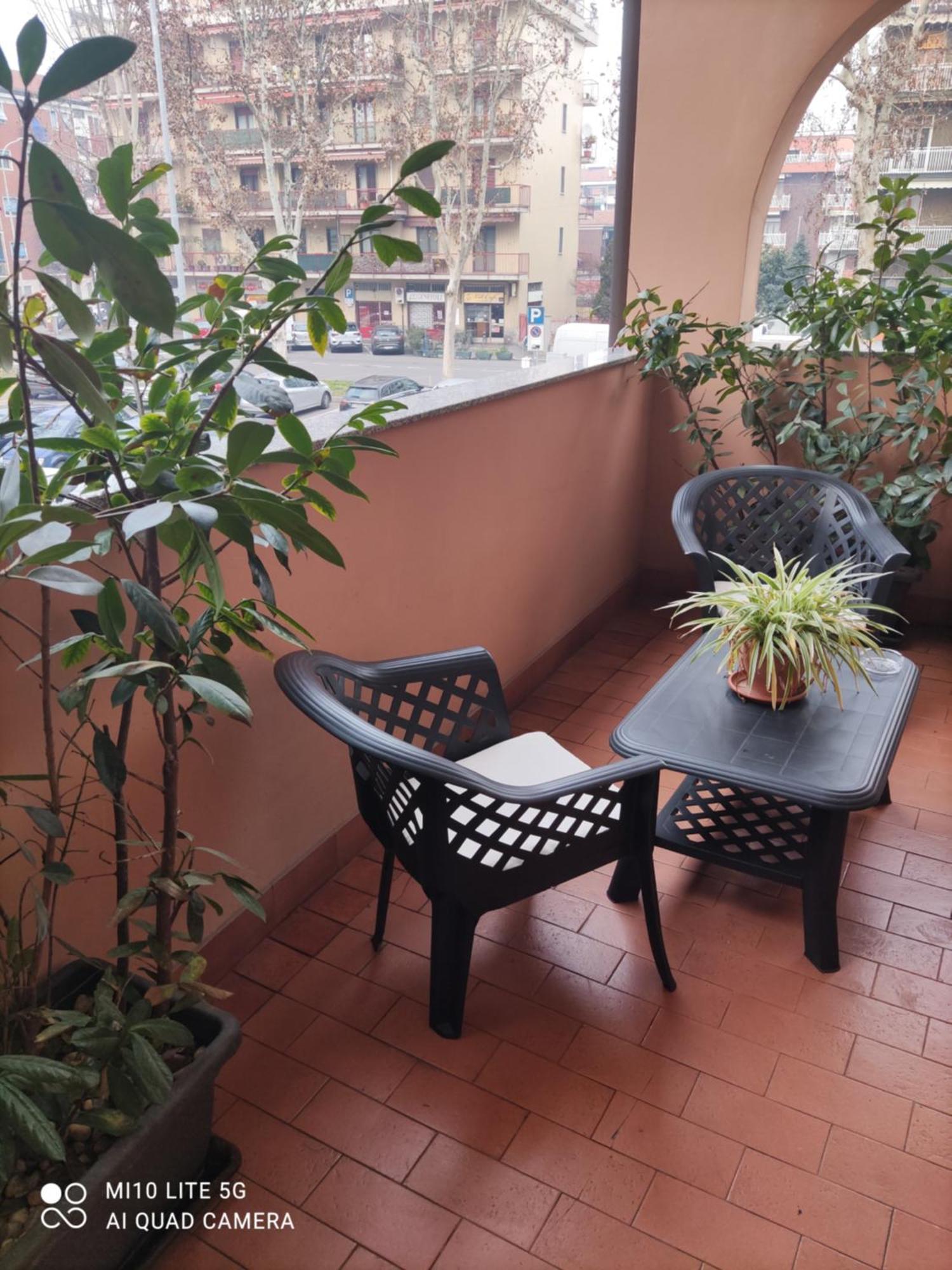 Hostal D'Annunzio House Cesano Boscone Extérieur photo